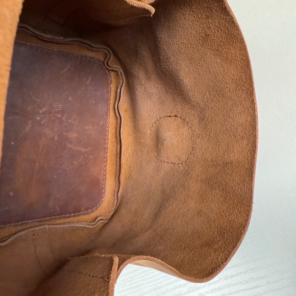 Nichole Lynel Raw Leather Makeup Travel Bag - Picture 8 of 9